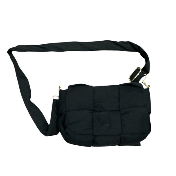 Black Quilted Puffer Crossbody Bag - Picture 3 of 4